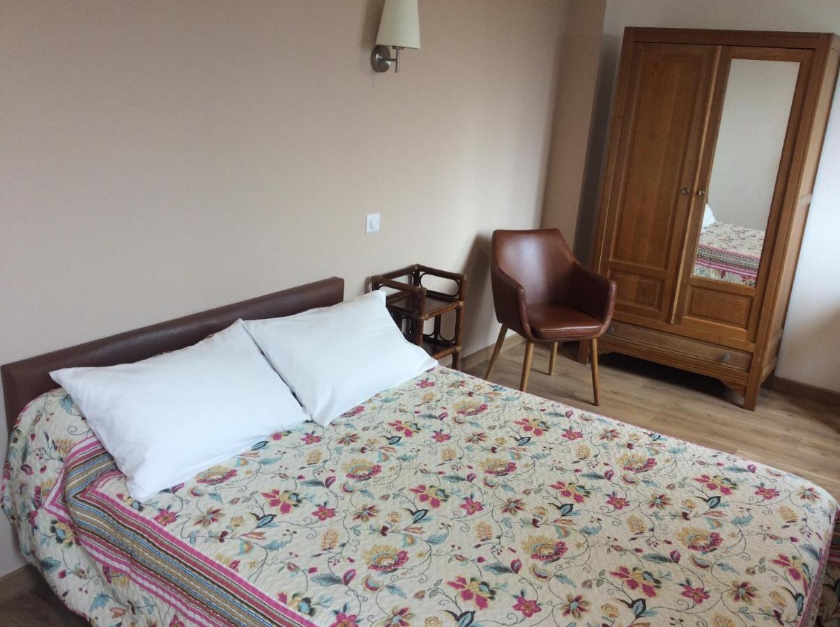 Hotel Restaurant De La Poste Aullene Экстерьер фото